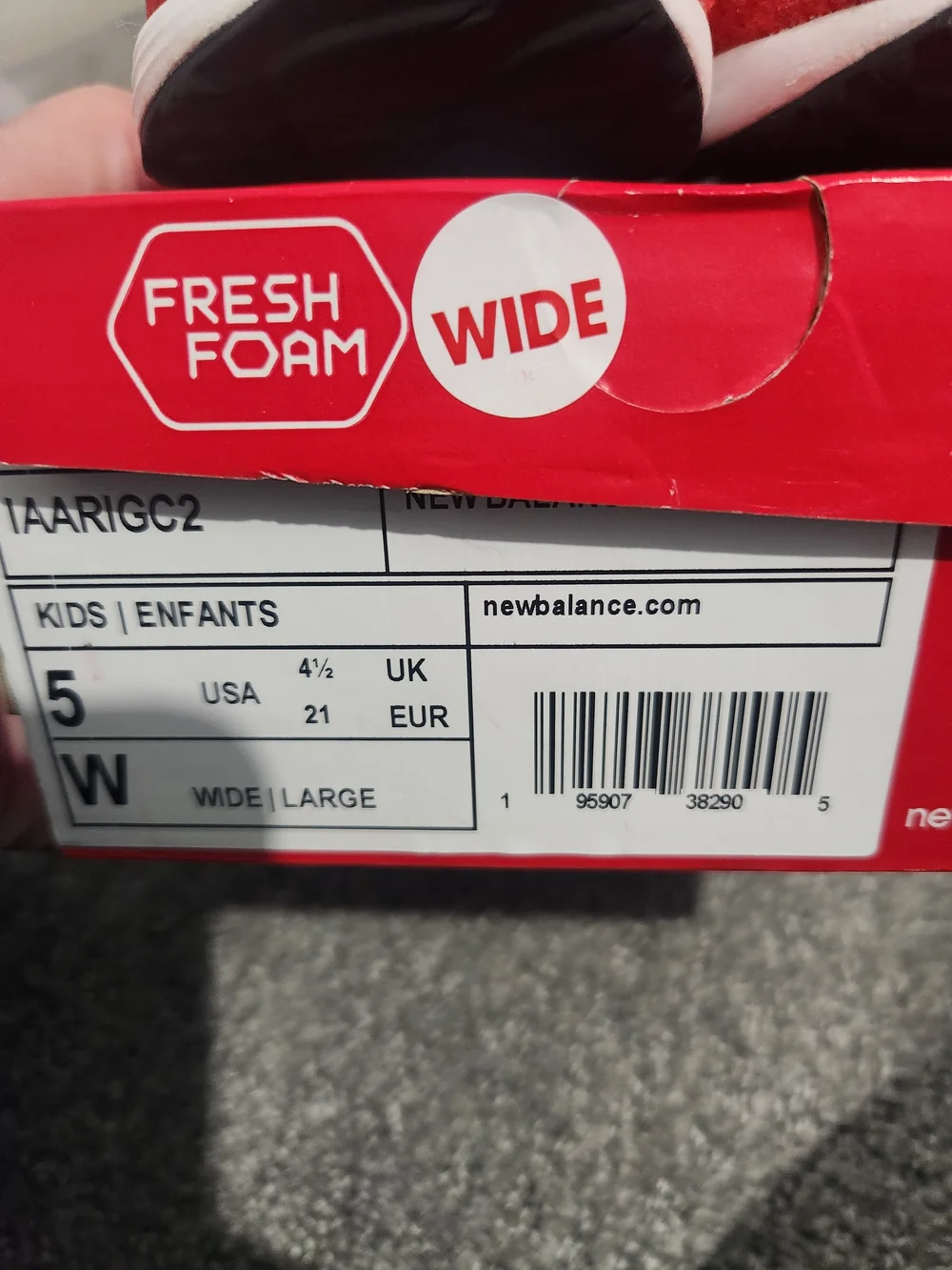 New Balance Kids Red Sneakers with Blue Laces 5wide